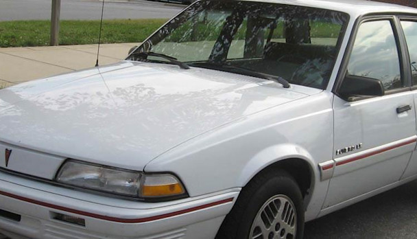 Pontiac Sunbird
