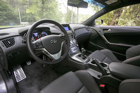 Editorial 2015 hyundai genesis coupe r spec 10 rf