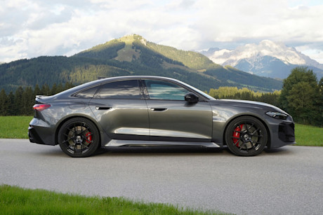 3 audi-rs-5-limousine-2026-seite