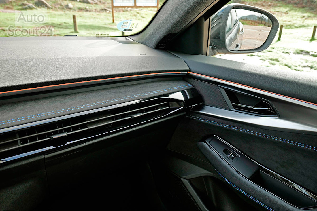 Video prueba Renault Austral HEV 2023 interior Ruben Fidalgo AS24 (14).jpg