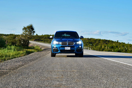 Editorial 2016 bmw x4 m40i jp 01