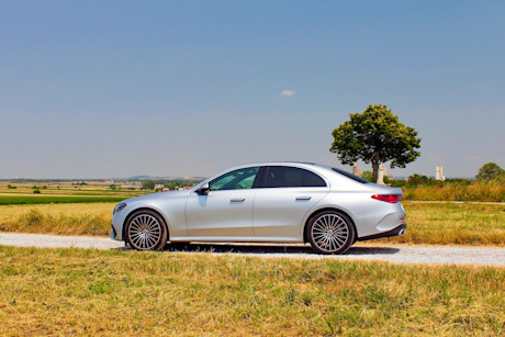 Editorial 2024 mercedes e 450 4matic fd 230724 04 pb