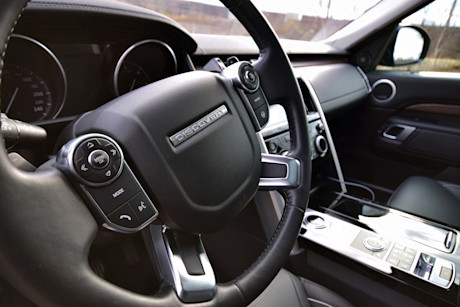 Editorial 2018 land rover discovery hse luxury td6 26 jp