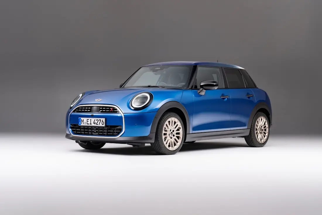 mini-cooper-5-door-2025 (2)