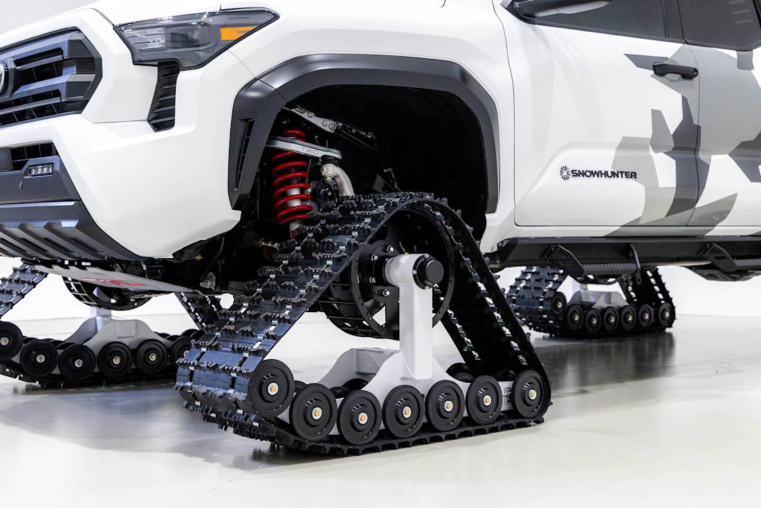 2026 Toyota 4Runner Snowrunner Concept - NF - DI - 261027 - 14.jpg