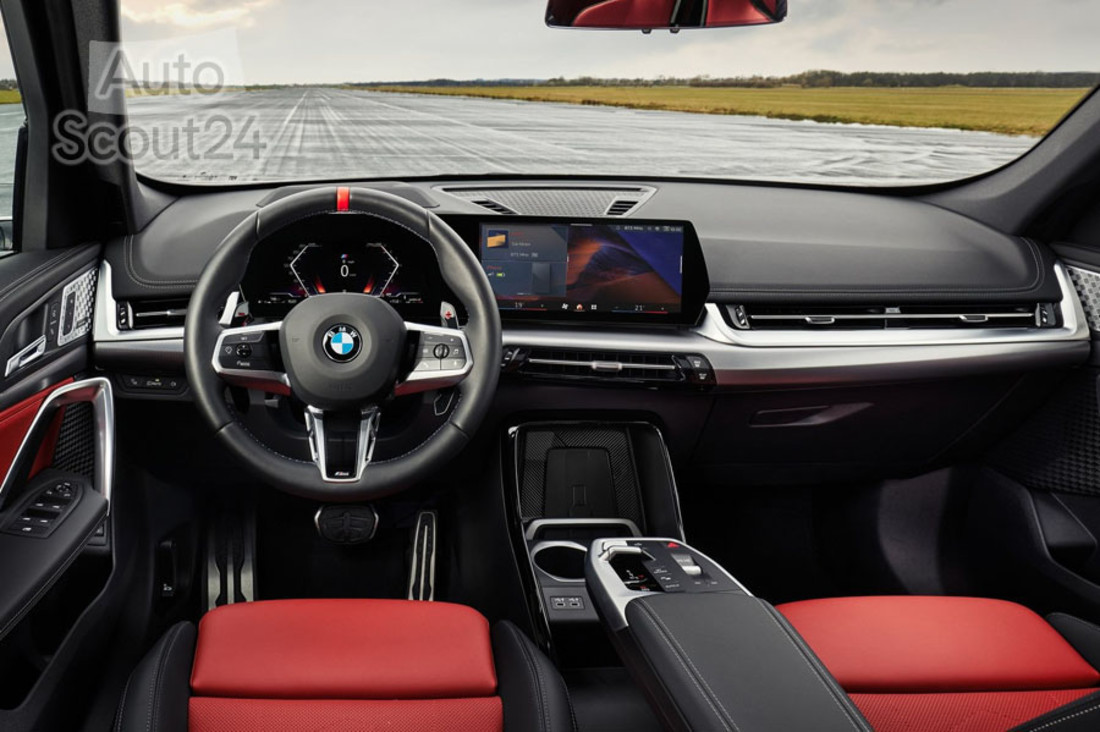 BMW-X1_M35i-2024-1600-2f.jpg