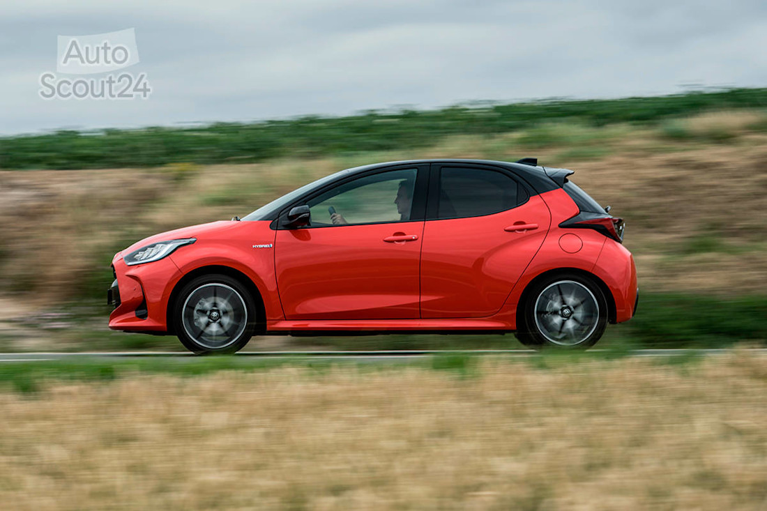 Nuevo-Toyota-Yaris-Hybrid-2021-(16).jpg