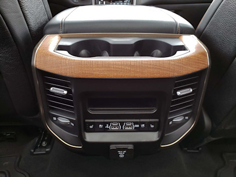 Editorial 2019 ram 1500 laramie longhorn 35 sw