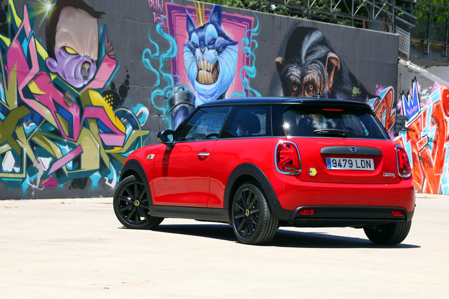 mini-cooper-se-05.JPG