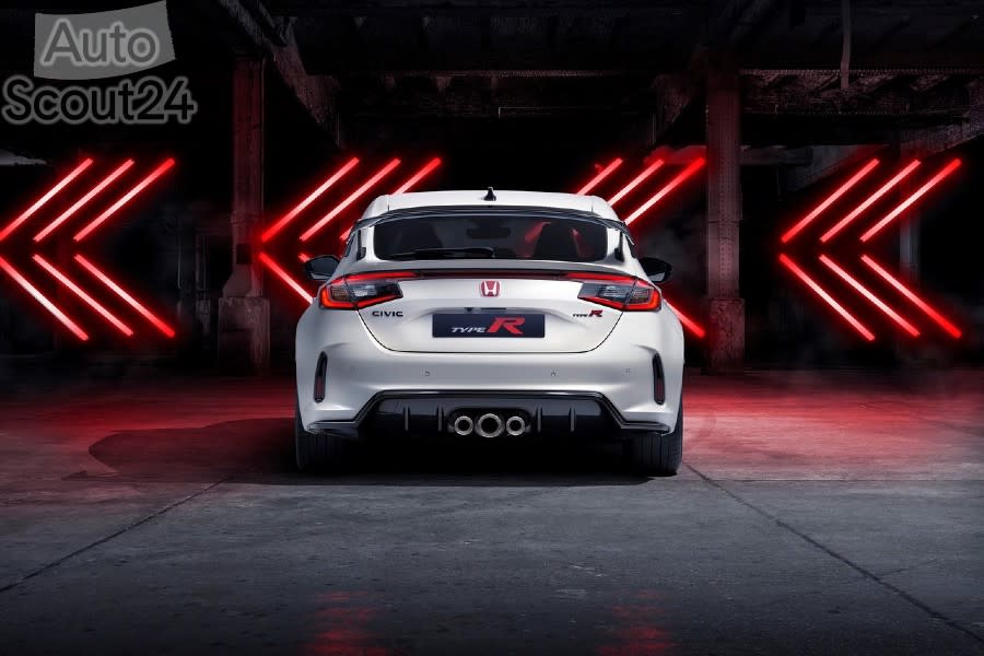 Honda-Civic_Type_R-2023-1280-07.jpg