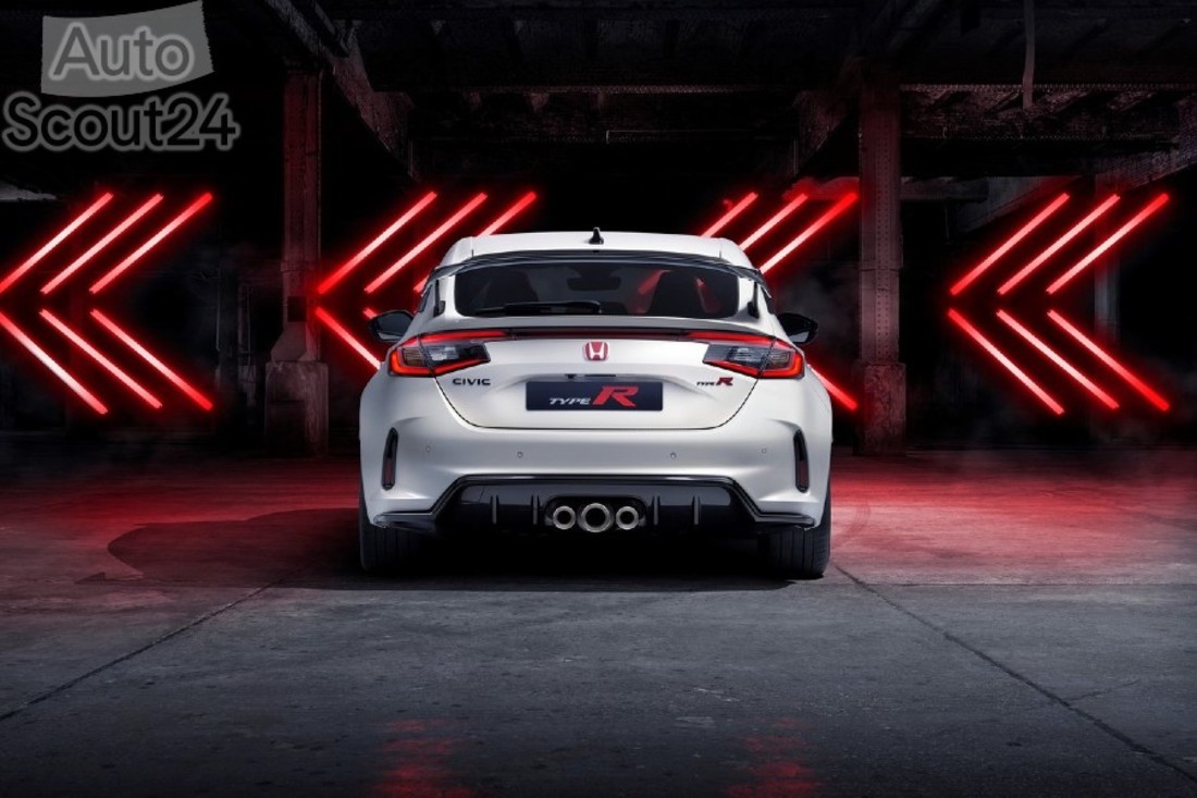 Honda-Civic_Type_R-2023-1280-07.jpg