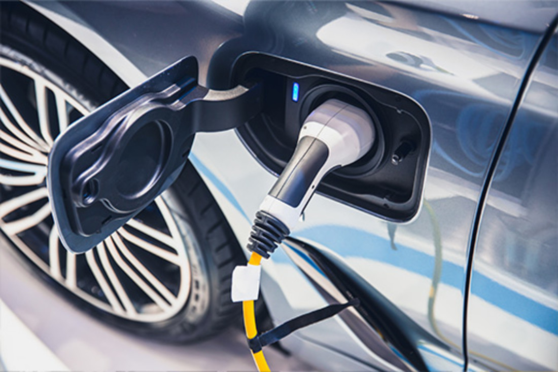 Ecco le 10 auto elettriche con più autonomia e i prezzi
