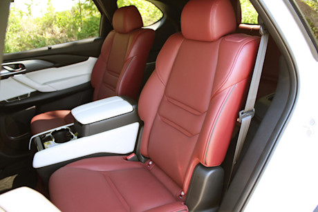 Mazda CX-9 100e Anniversaire 2021 : essai routier Body Image