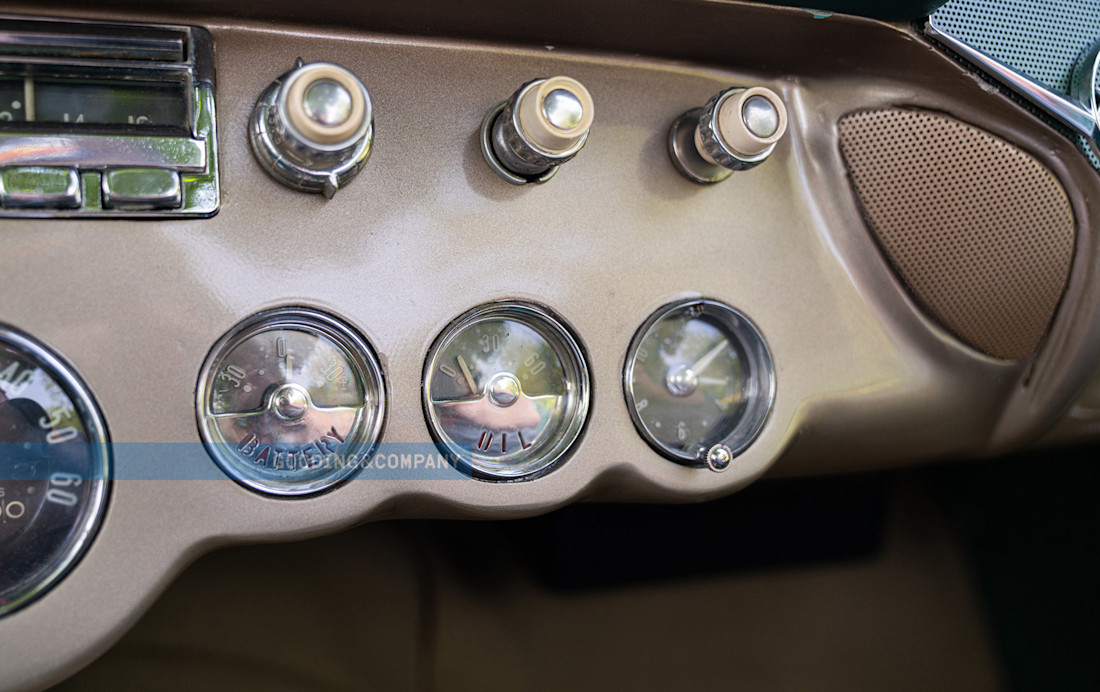 Chevrolet-Corvette-1954-coche-raro-subasta (12).jpg