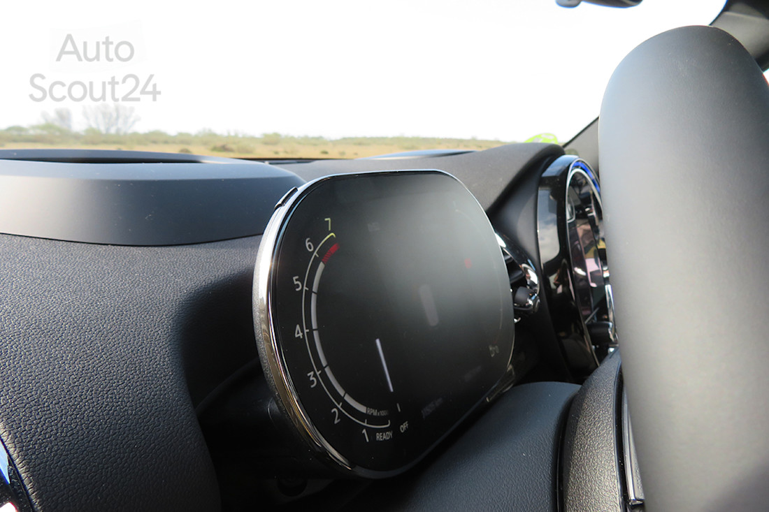 14__mini_clubman_cuadro relojes.JPG