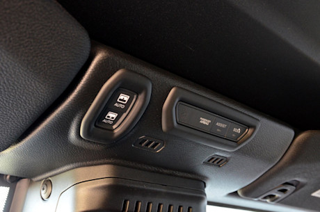 Jeep Wrangler Rubicon 4xe 2021 : essai routier Image