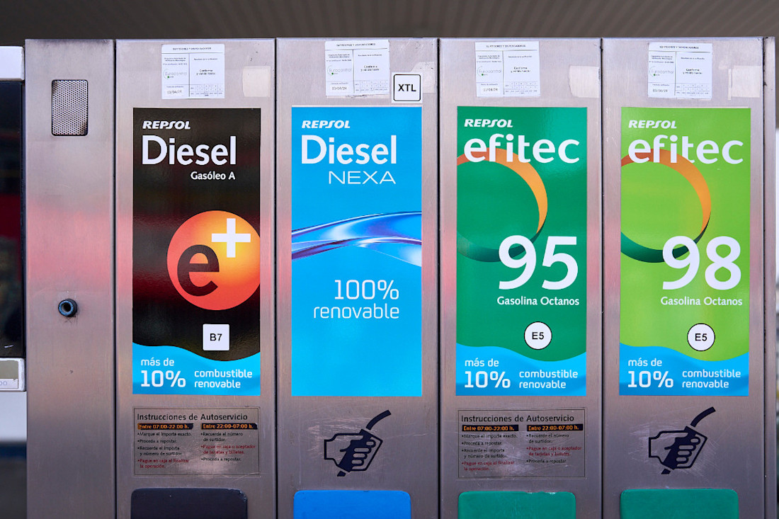 Diésel Nexa: el combustible de Repsol que promete alargar la vida de los coches diésel