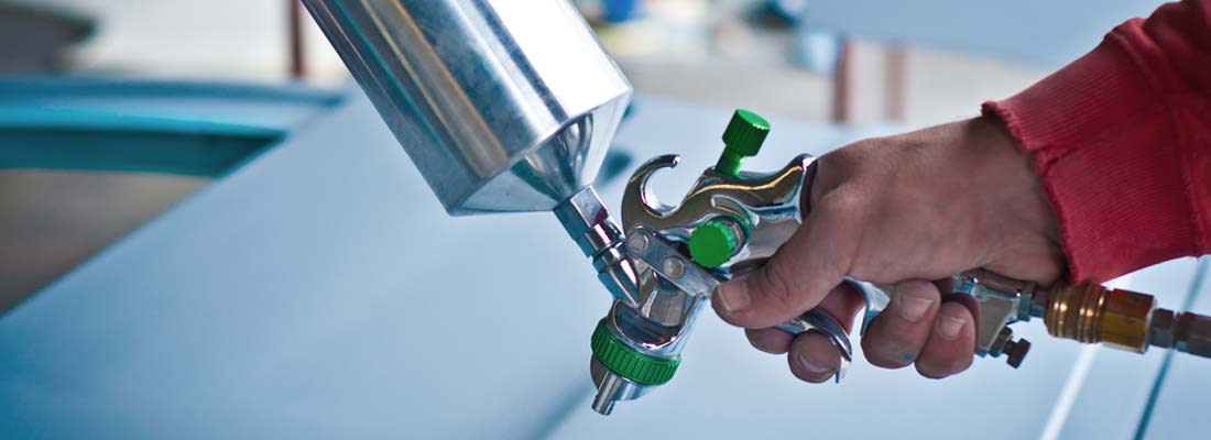 Kratzer am Auto entfernen: So einfach geht’s