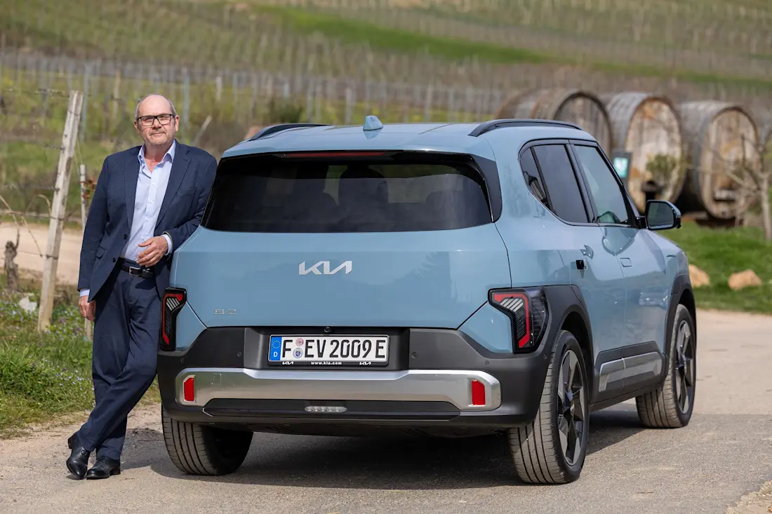 kia-ev2-2026-rdf-heck