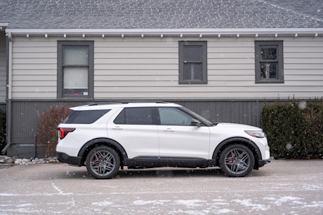 Editorial 2025 ford explorer st td jw 250127 38
