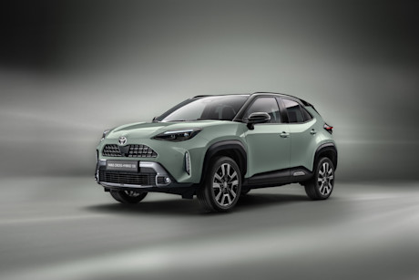toyota yaris cross hybrid premiere edition 7