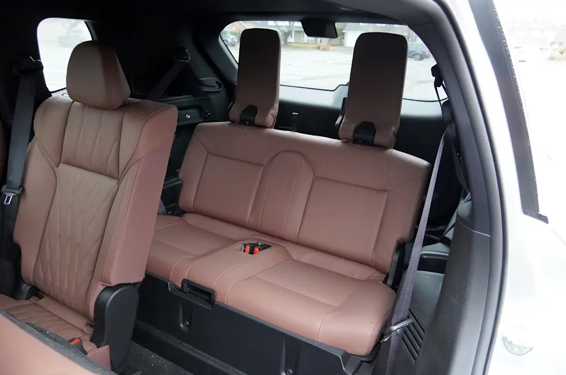 Mitsubishi-Outlander-GT-2026 (30)