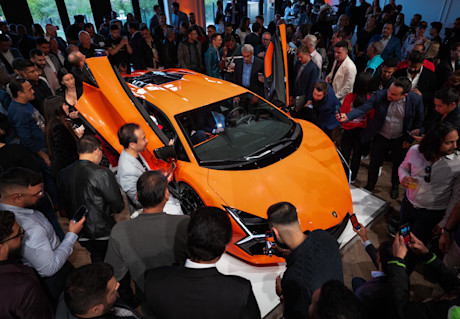 Editorial 2024 lamborghini revuelto 02 lamborghini