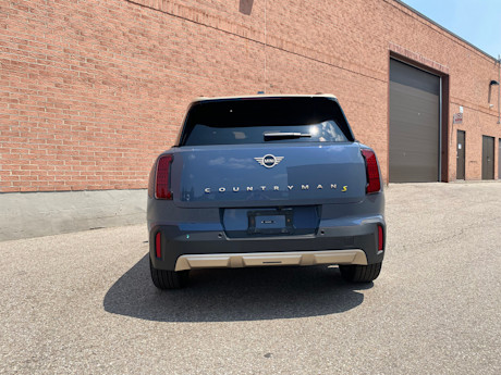 2025 Mini Countryman SE Review Image