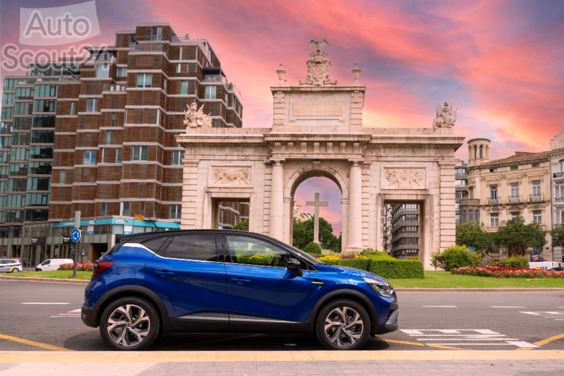 RENAULT_CAPTUR_e-TECH_HYBRID_002 (1).jpg