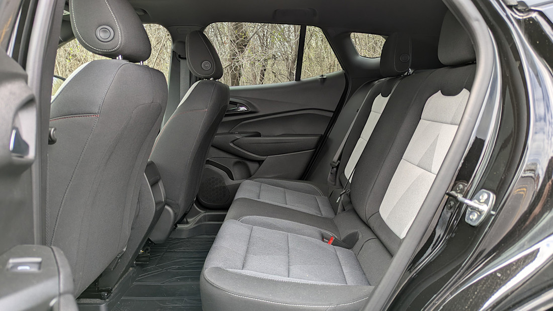 2026 Chevrolet Trax - TD - DB - 260514 - 25.jpg