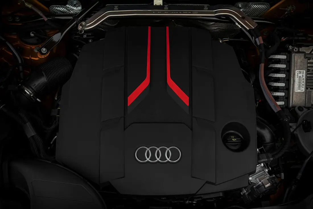 Die Motoren des Q5 sind durchgängig elektrifiziert. Zum Einsatz kommt Audis neues MHEV plus System.  Die Motoren des Q5 sind durchgängig elektrifiziert. Zum Einsatz kommt Audis neues MHEV plus System.