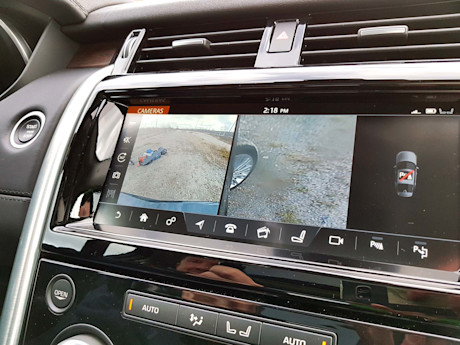 Editorial 2018 land rover discovery hse luxury td6 28 jp