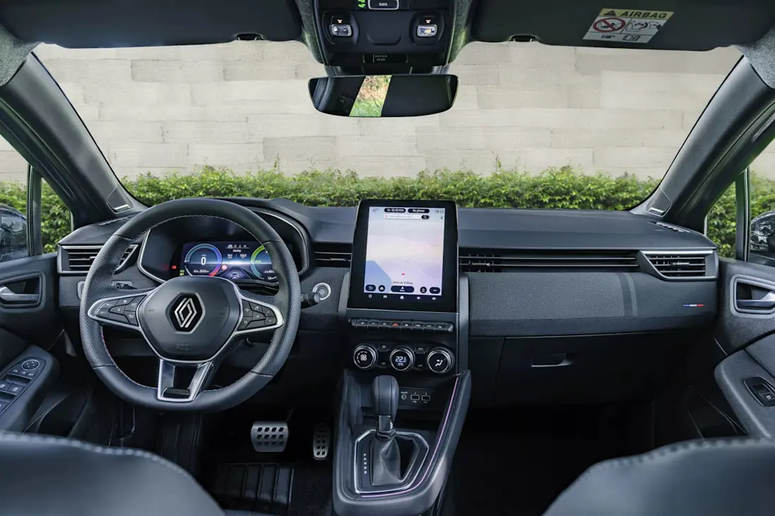 renault-clio-2024-cockpit renault-clio-2024-cockpit