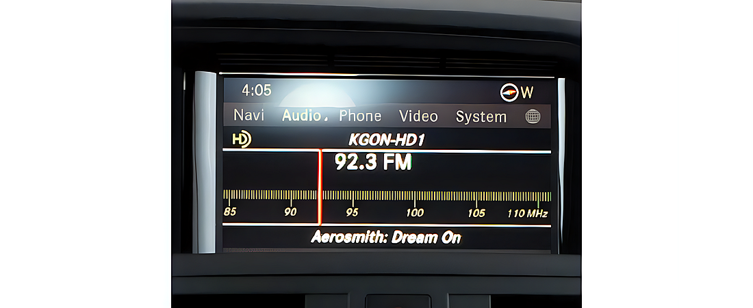 Mercedes-Benz E-Class 2011 19