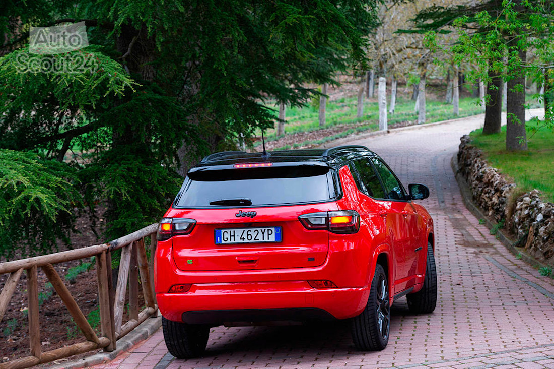 jeep_e-hybrid_048.jpg