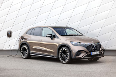 Editorial 2023 mercedes benz eqe