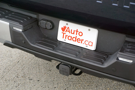 Editorial 2022 toyota tundra double cab limited 11 di