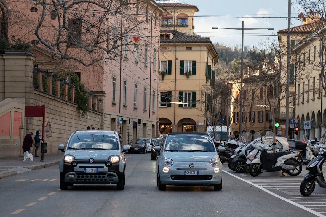 AS24---Fiat-Panda-500-Hybrid-(1).jpg