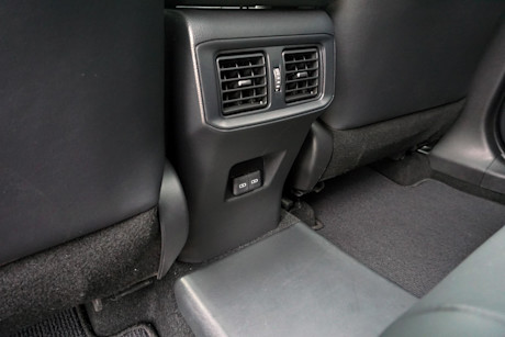 Editorial 2022 toyota rav4 prime xse w technology package 33 di