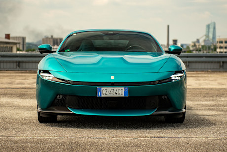 ferrari-amalfi-front-2