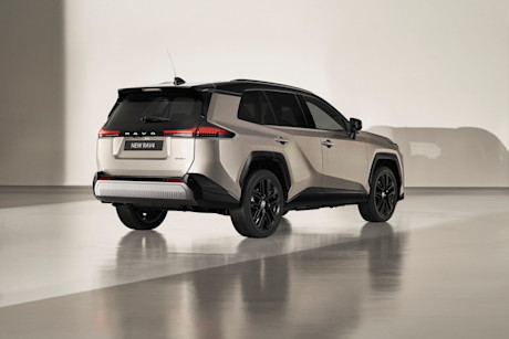 2026-all-newrav4-static-006 (1)