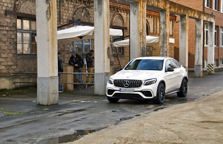 Editorial 2018 mercedes amg glc 63 s coupe 11 lw