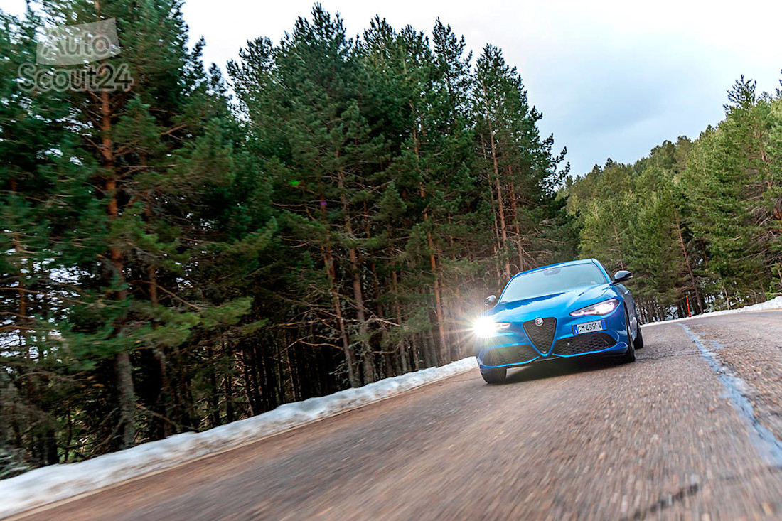 Presentacion Alfa Romeo Giulia 2023 Ruben Fidalgo (2).jpg