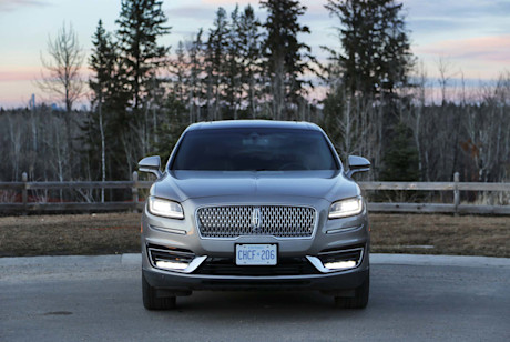 Editorial 2019 lincoln nautilus reserve 01 ts
