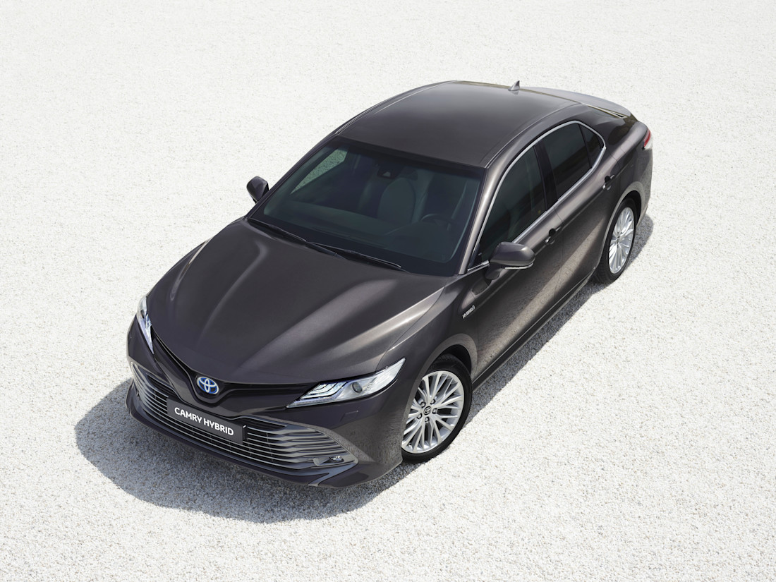 2019 Toyota Camry_03.JPG