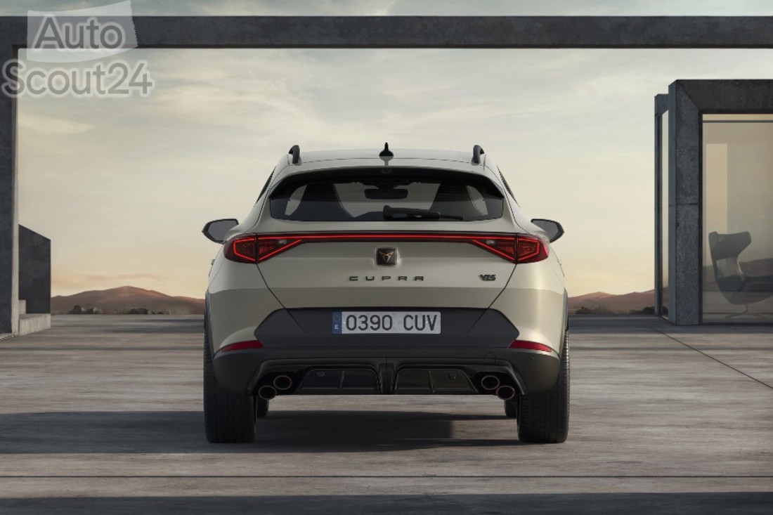 CUPRA-Formentor-VZ5_05_HQ (2).jpg