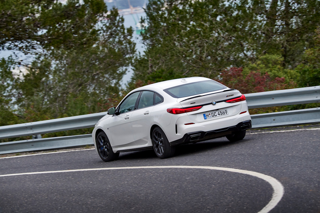 30_BMW_M235i_xDrive.jpg