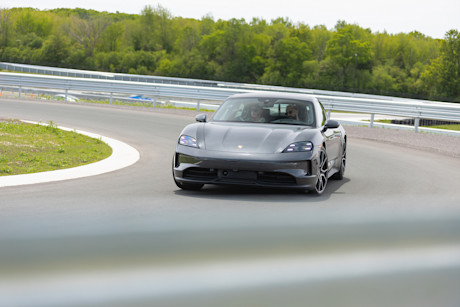 Canada’s First Porsche Experience Centre Unlocks Your 911’s Potential Image