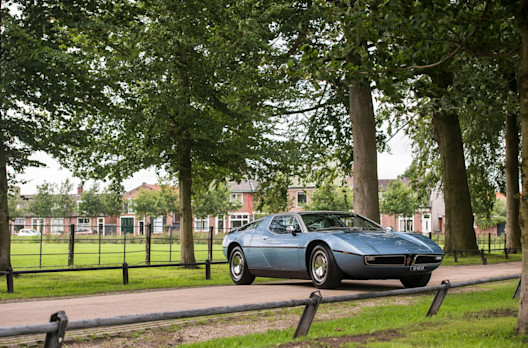 Maserati Bora
