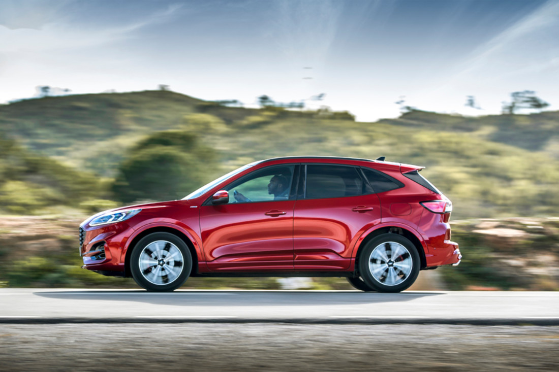 ford_kuga_st-line_x_ecoblue_hybrid_1.jpeg